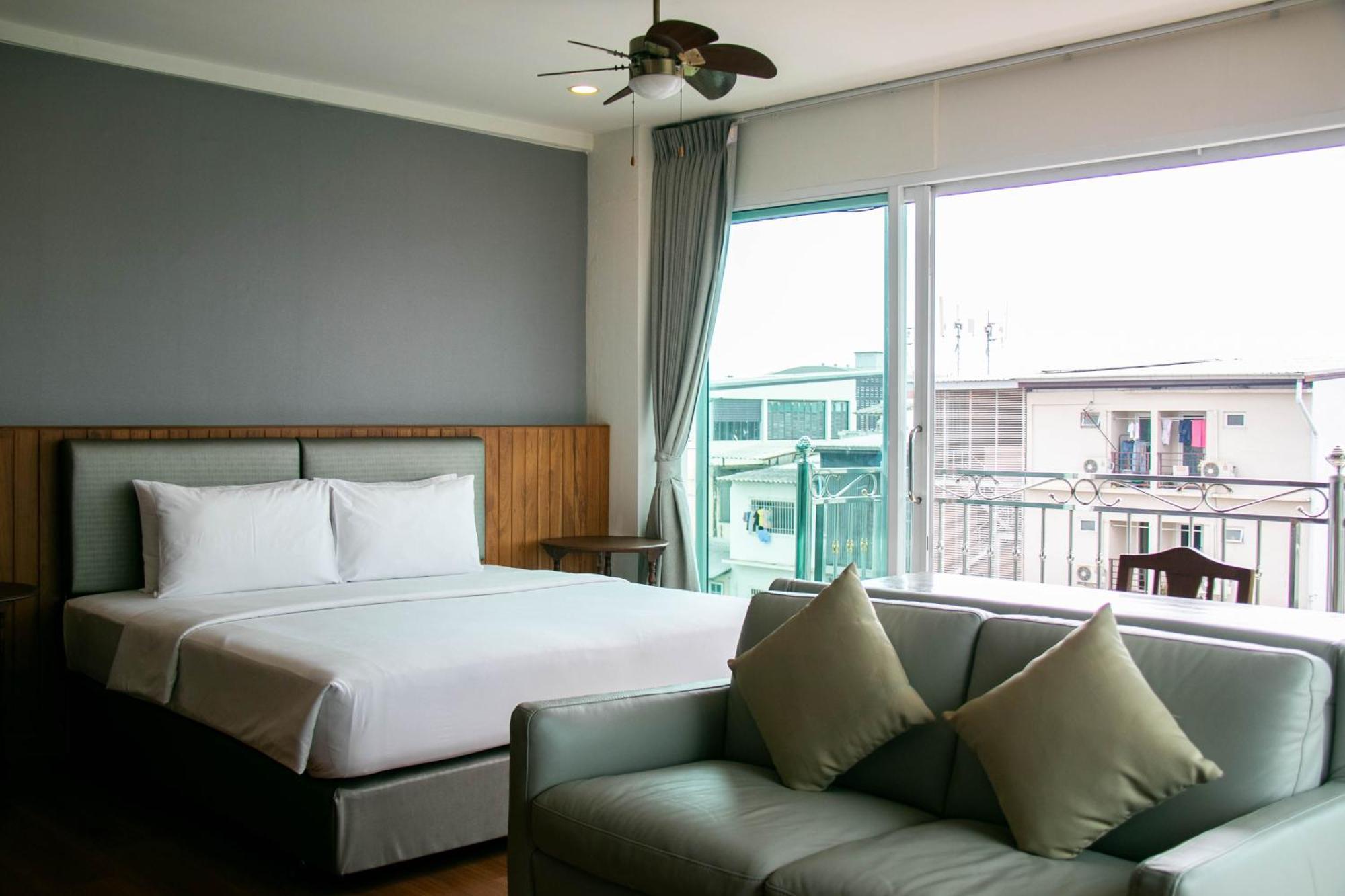 Lamphu Tree House Boutique Bangkok